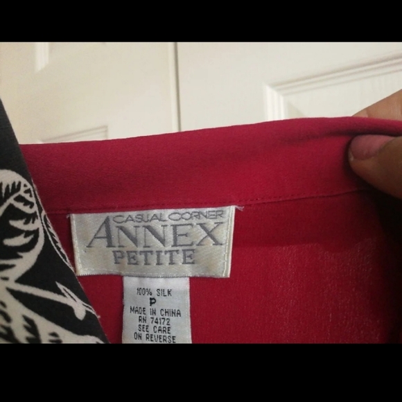 Casual Corner Silk blouse - Picture 5 of 7